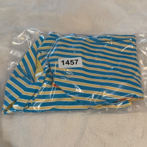 New! SET Dippin' Daisy's Striped Bikini Lotus Top & Haven Bottom 31457 - Picture 11 of 11